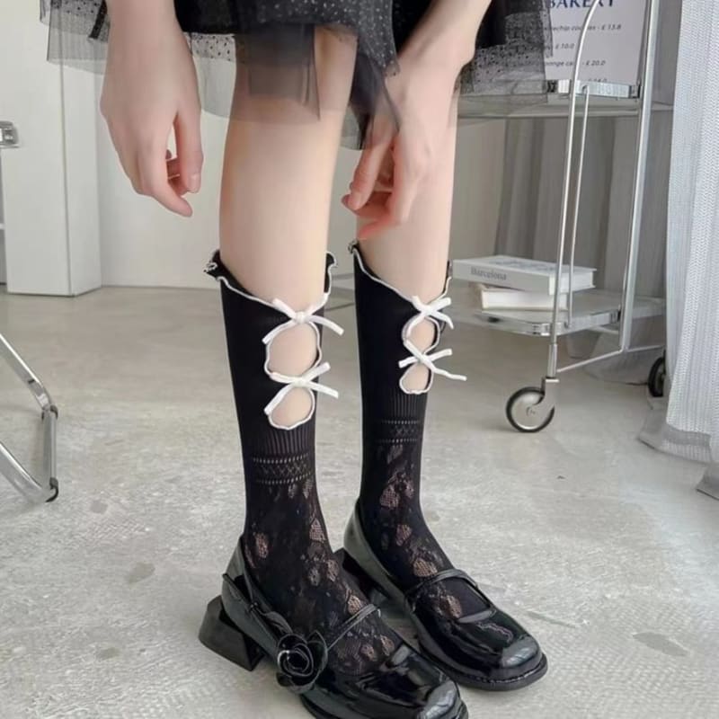 Ribbon Cutout Lace Socks