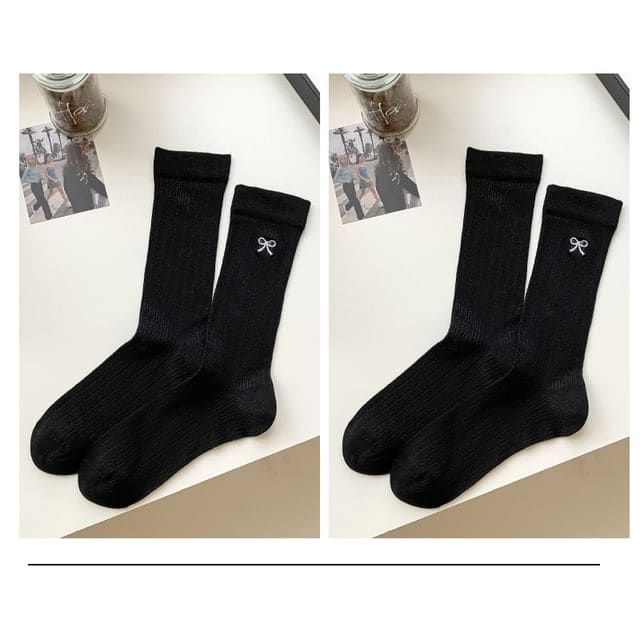 Ribbon Embroidery Socks Set - Set of 2 Pairs - Black