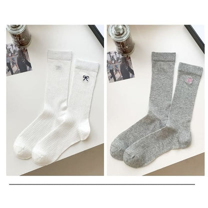 Ribbon Embroidery Socks Set - Set of 2 Pairs - White & Gray