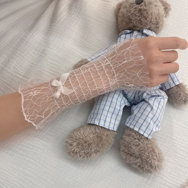 Ribbon Mesh Arm Sleeves