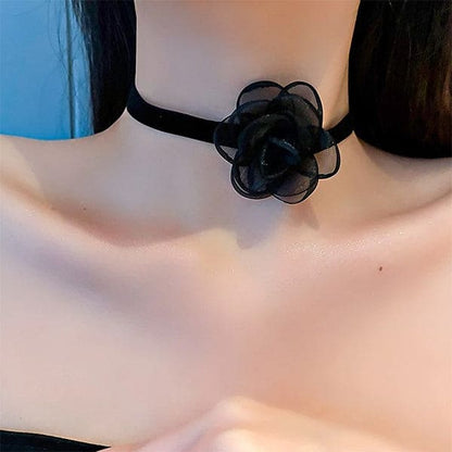 Rose Velvet Choker - Necklace