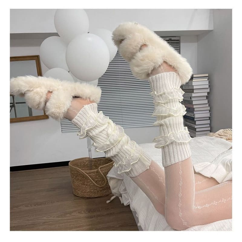 Ruffle Trim Ribbed Knit Leg Warmers