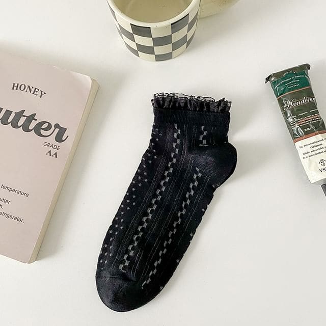 Ruffle Trimmed Socks - Black / One Size