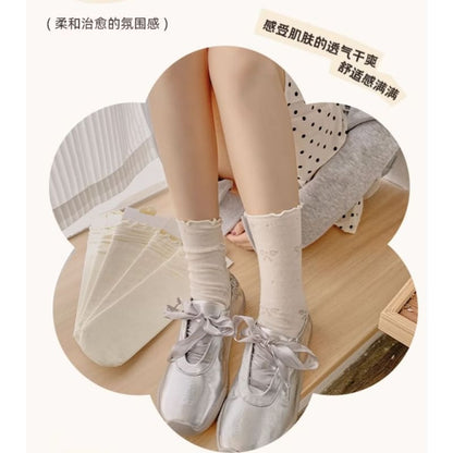 Ruffle Trimmed Socks Set