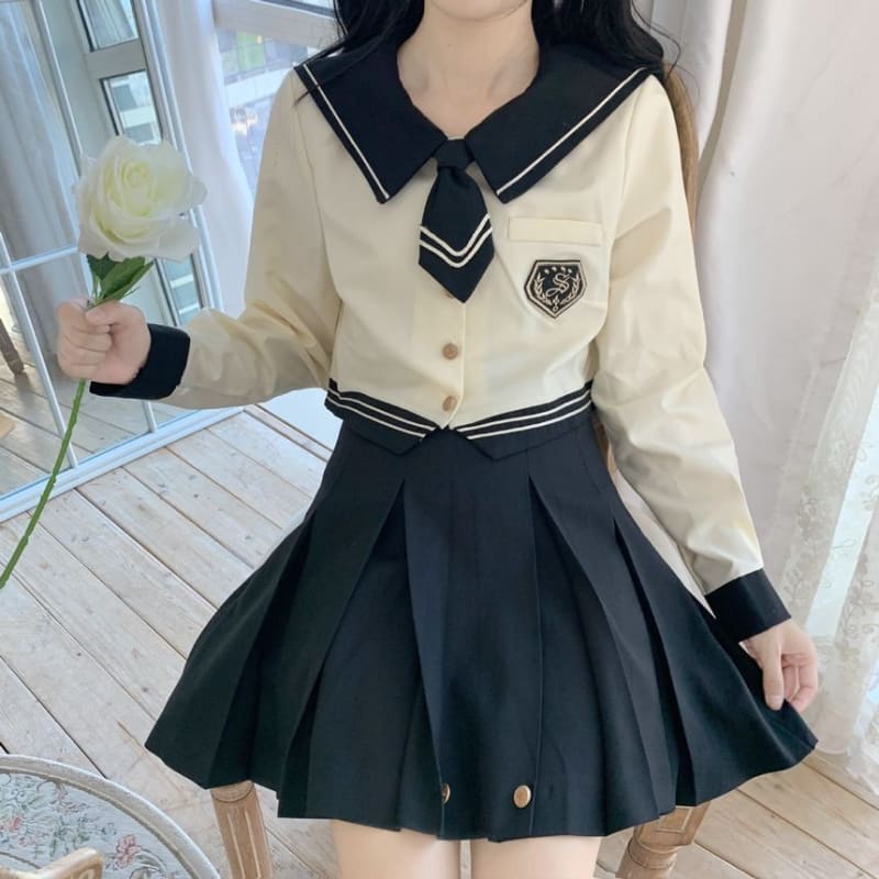 Sailor Collar Shirt / Pleated Skirt