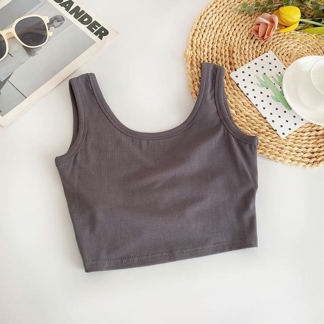 Scoop Neck Plain Crop Tank Top - Dark Gray / One Size