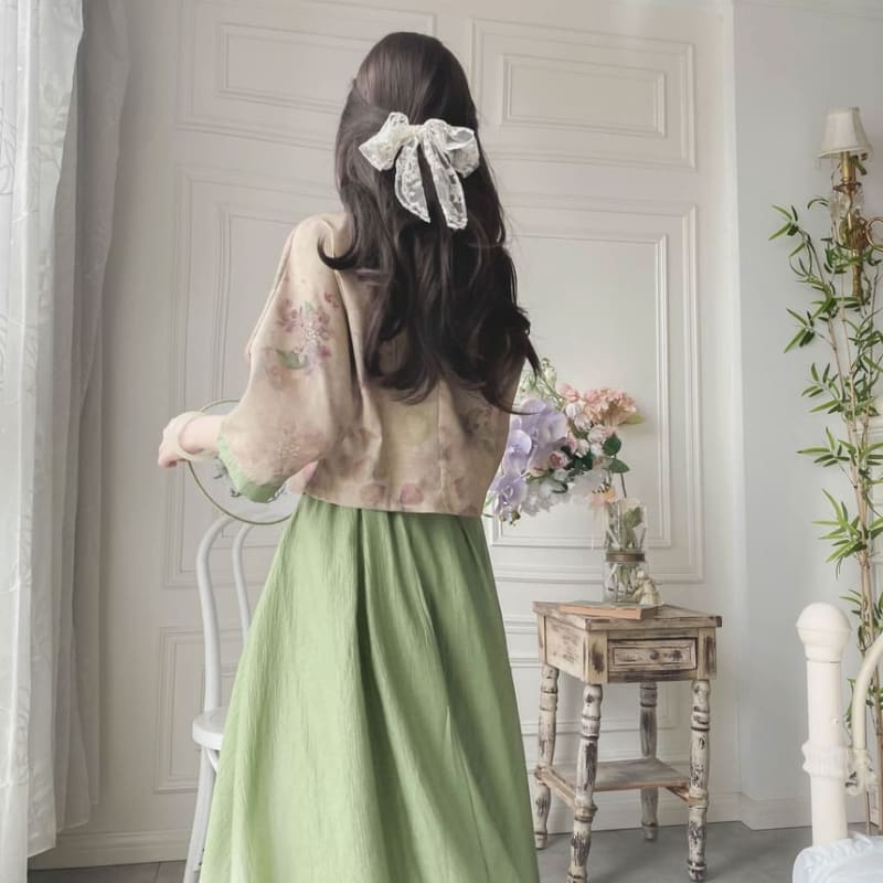 Set: Elbow-Sleeve Floral Blouse + High Rise Plain Maxi