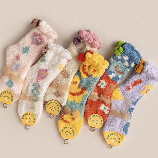 Set of 2 Pairs: Cartoon Print Fluffy Socks