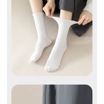 Set of 2 Paris: Plain Ribbed Ruffle Trim Socks