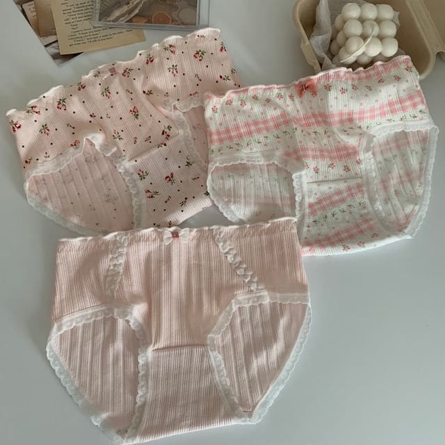 Set of 3: Lace Trim Panties - Set of 3 - Pink / One Size