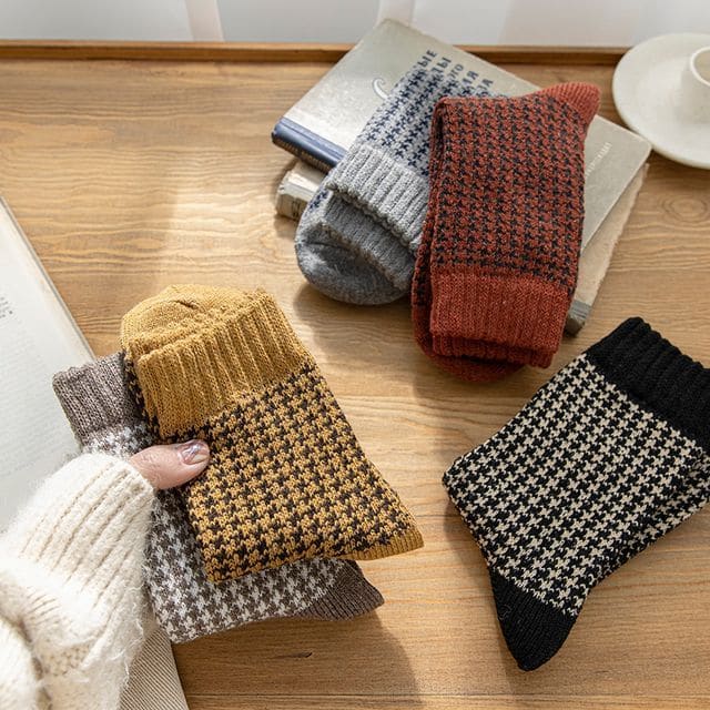 Set of 3 Pairs: Houndstooth Socks