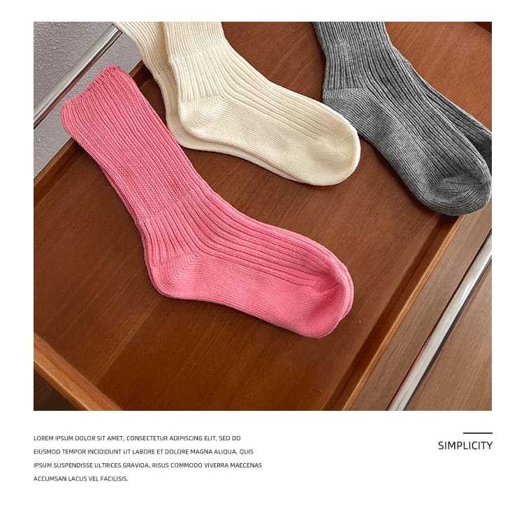 Set of 3 Pairs: Plain Ribbed Short Socks