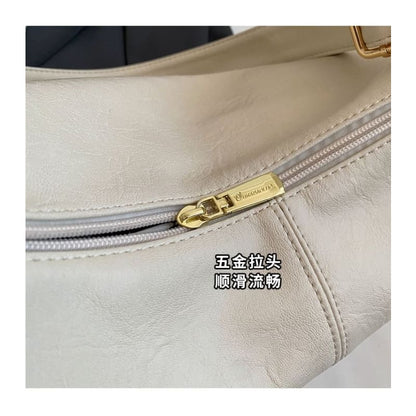 Set: Plain Faux Leather Crossbody Bag + Bag Charm