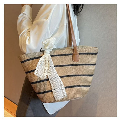 Set: Striped Straw Tote Bag + Lace Strap