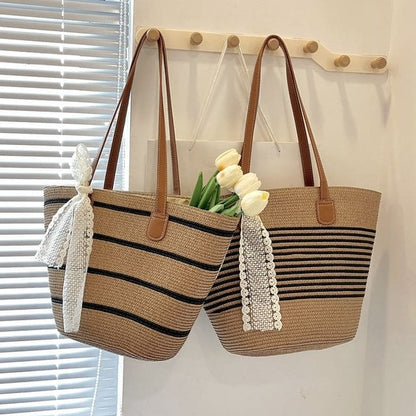 Set: Striped Straw Tote Bag + Lace Strap