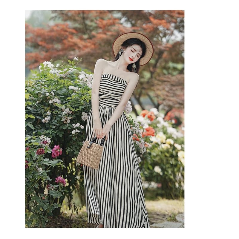 Set: Tie Shoulder Striped Ruched Maxi