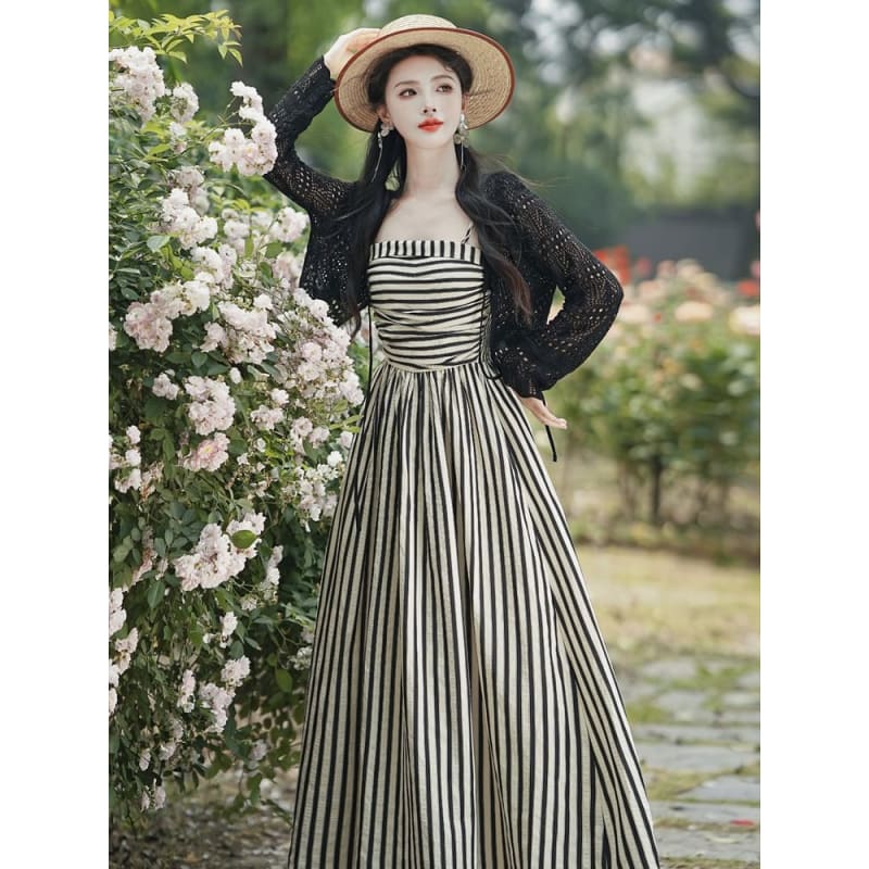 Set: Tie Shoulder Striped Ruched Maxi