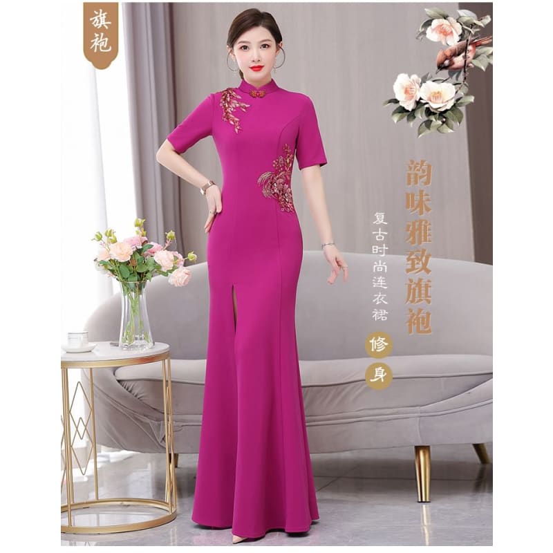 Short-Sleeve Band Collar Flower Slit Qipao