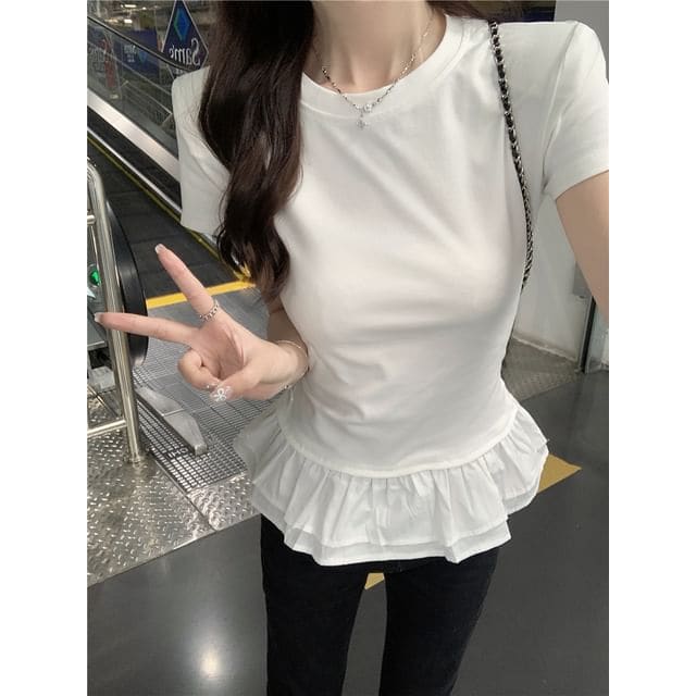 Short-Sleeve Crew Neck Peplum Slim Fit Tee - White / M