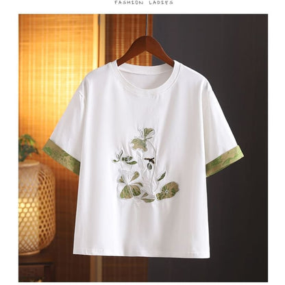 Short-Sleeve Crewneck Embroidered T-Shirt