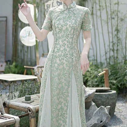 Short-Sleeve Floral Midi Qipao