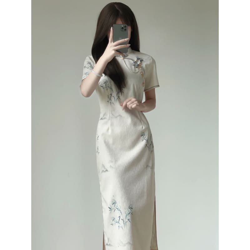 Short Sleeve Mandarin Collar Bamboo Print Midi Qipao