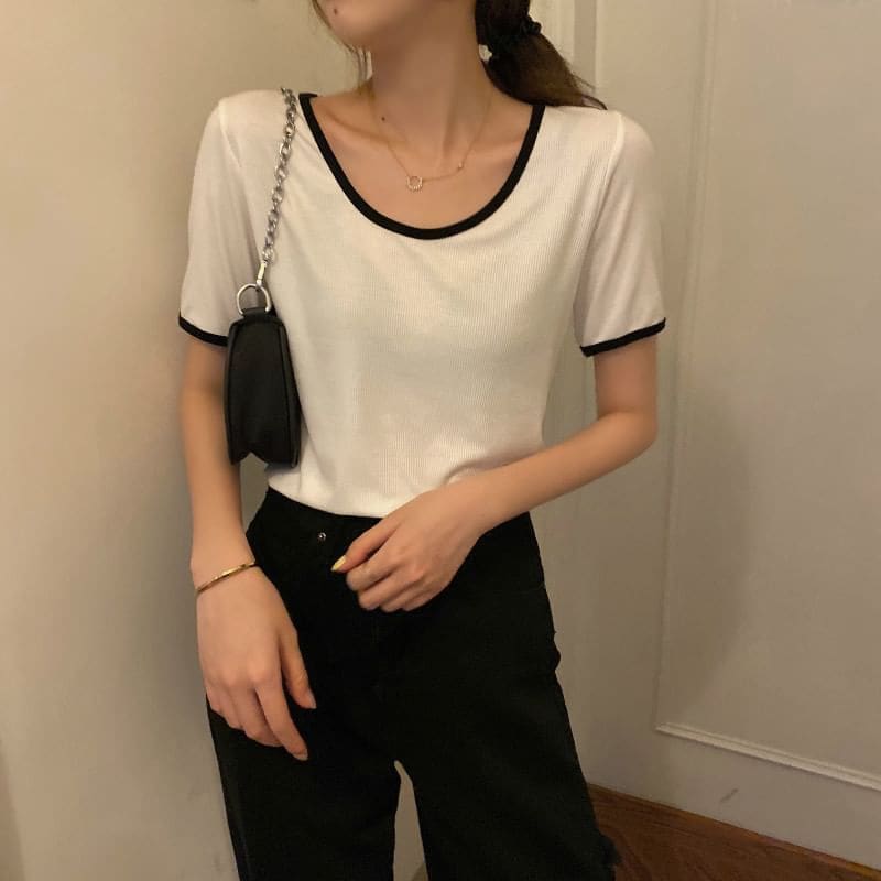 Short-Sleeve Scoop Neck Plain Contrast Trim T-Shirt