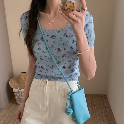 Short-Sleeve Square Neck Floral Tee