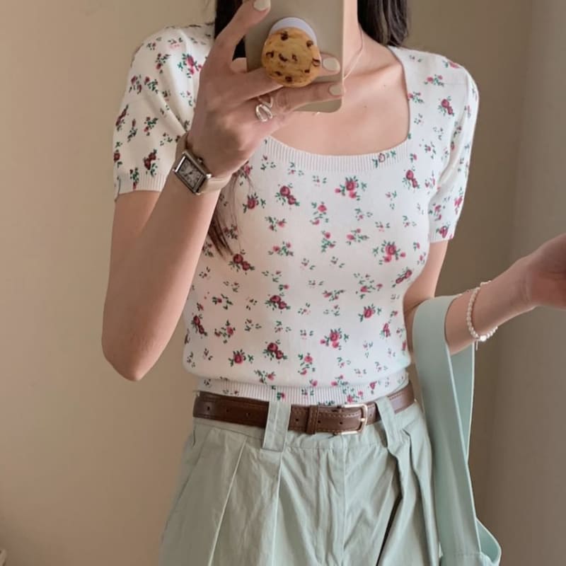 Short-Sleeve Square Neck Floral Tee