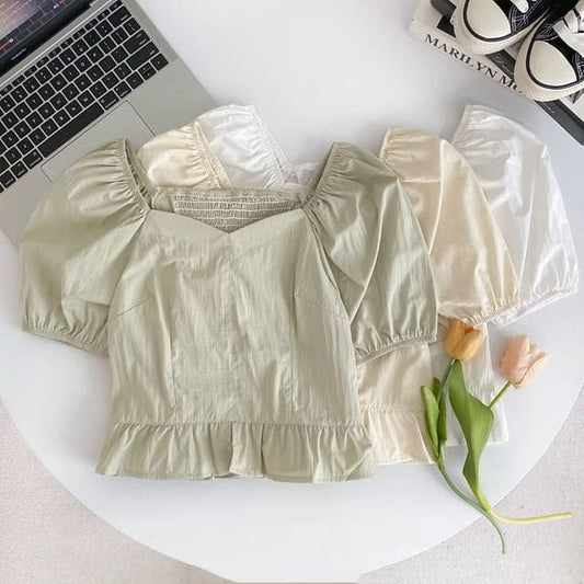 Short-Sleeve Square Neck Plain Ruffle Blouse