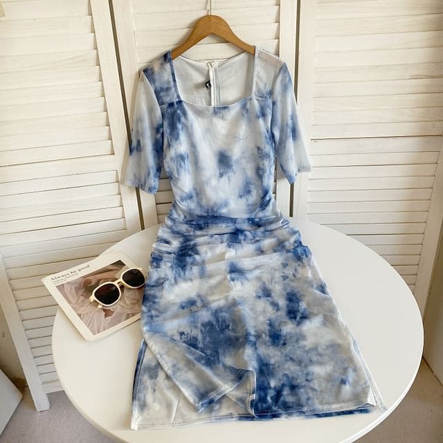 Short-Sleeve Square Neck Tie Dye Ruched Slit Midi Sheath