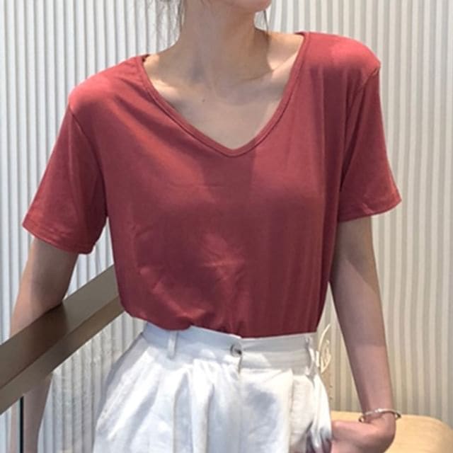 Short-Sleeve V-Neck Plain T-Shirt