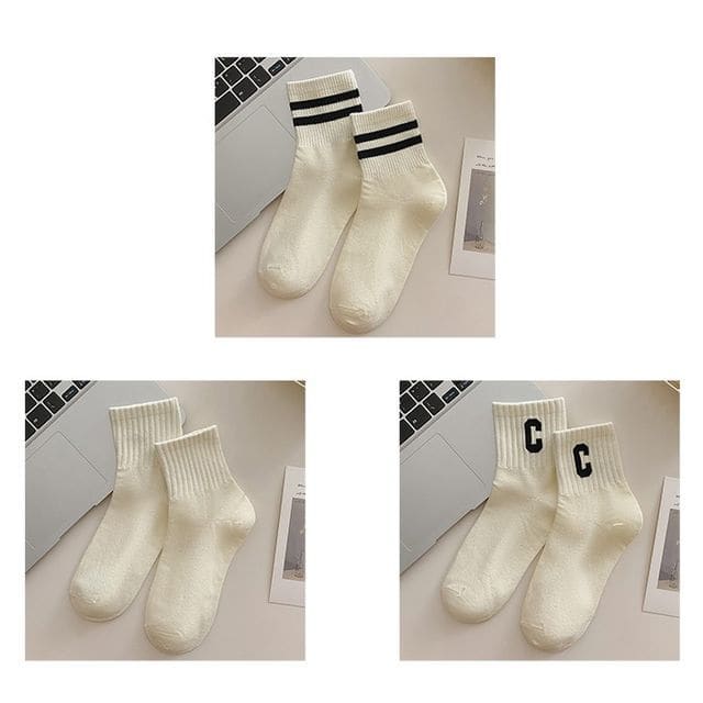 Short Socks Set - 3 Pairs - Plain & Two Stripes & Letter C