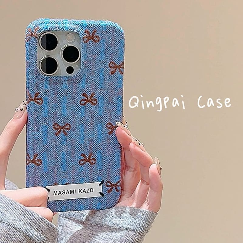 Simple Bow Flannel Phone Case - iPhone 16 Pro Max / 16 Pro