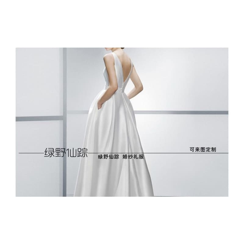 Sleeveless Boat Neck Plain Satin A-Line Wedding Gown