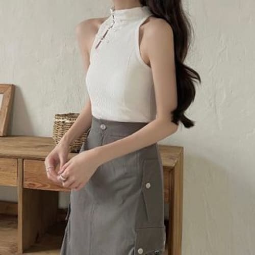 Sleeveless Mock - White / One Size