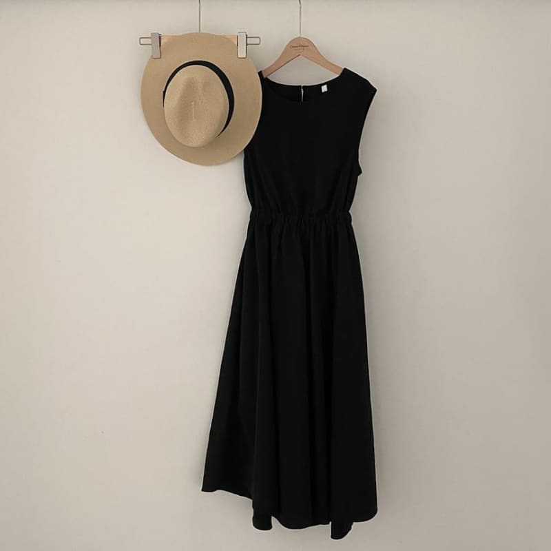 Sleeveless Plain Open Back Maxi A-Line Dress