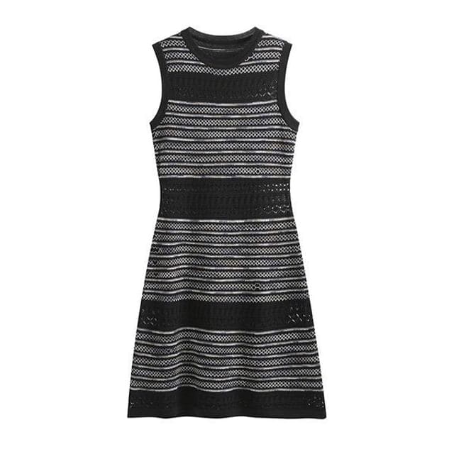 Sleeveless Round Neck Patterned Knit Mini - Black / S