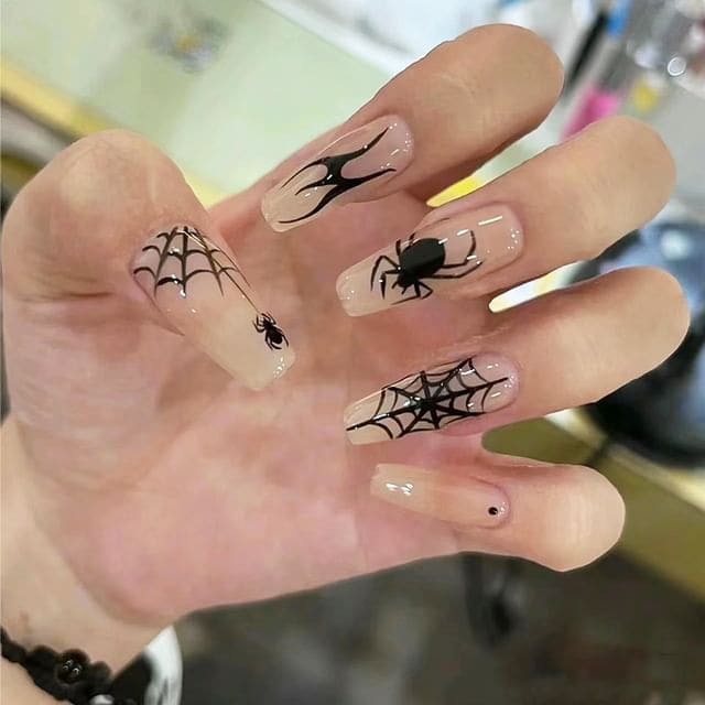 Spider Press On Nail - E306 - Black - (Glue & Jelly Glue)