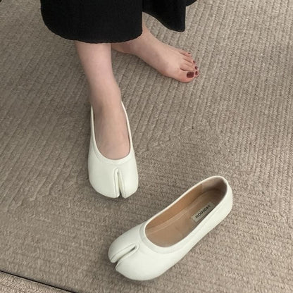 Split-Toe Flats - Shoes