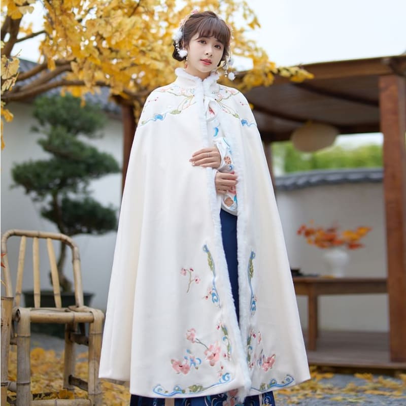 Stand Collar Floral Embroidered Fluffy Trim Tie Front Hanfu