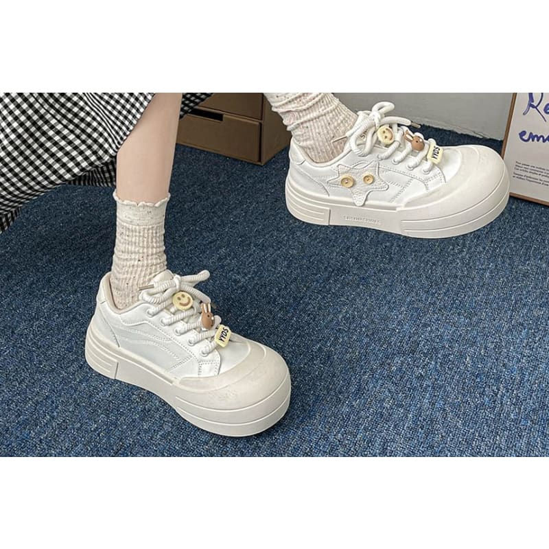 Star Applique Smiley Face Platform Sneakers