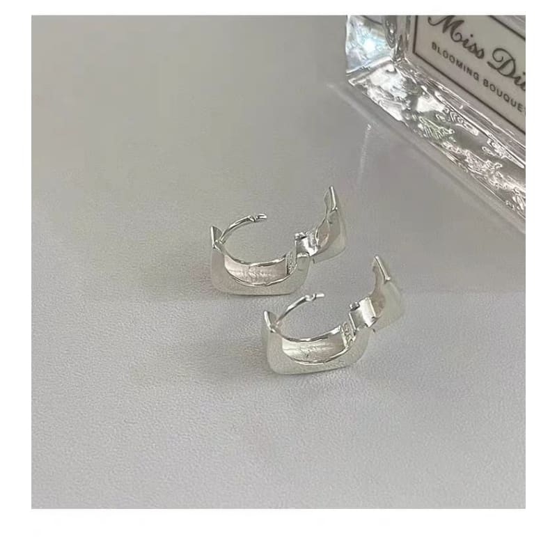 Sterling Silver Thick Huggie Earring