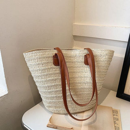 Straw Basket Shoulder Bag - Beige / One Size