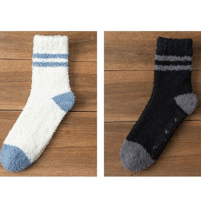 Striped Fleece Short Socks Set - Set of 2 Pairs - White &