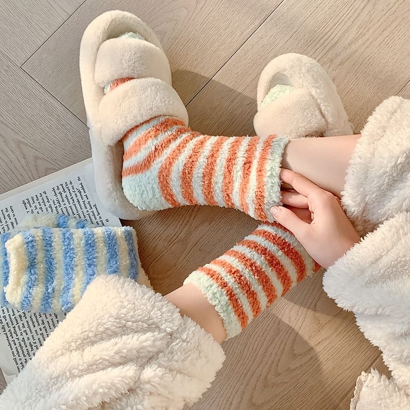 Striped Fleece Socks / Set