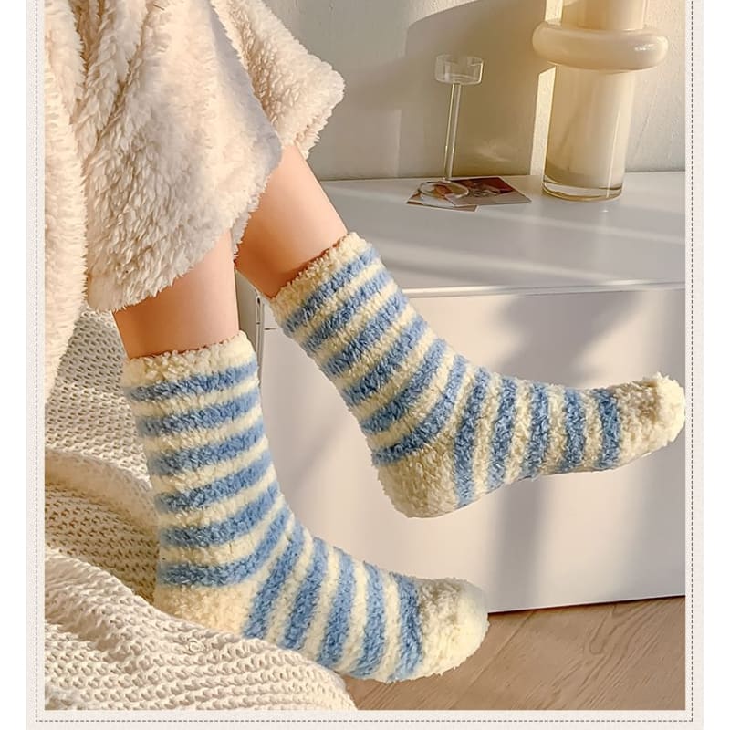 Striped Fleece Socks / Set