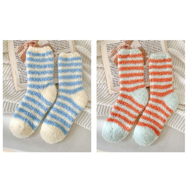 Striped Fleece Socks / Set - Set of 2 Pair - Dark Blue &