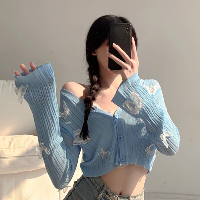 Sweet Butterfly Knitted Long Sleeve V-neck Crop Top BM118