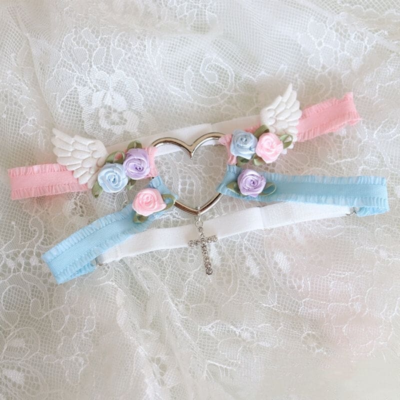 Sweet Floral Heart Wings Garter SpreePicky